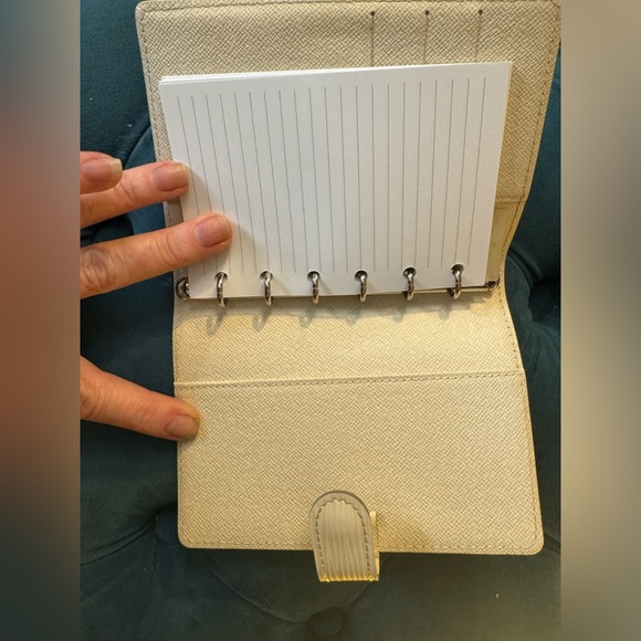 Louis Vuitton Epi kisslock/agenda BUNDLE - Picture 11 of 13